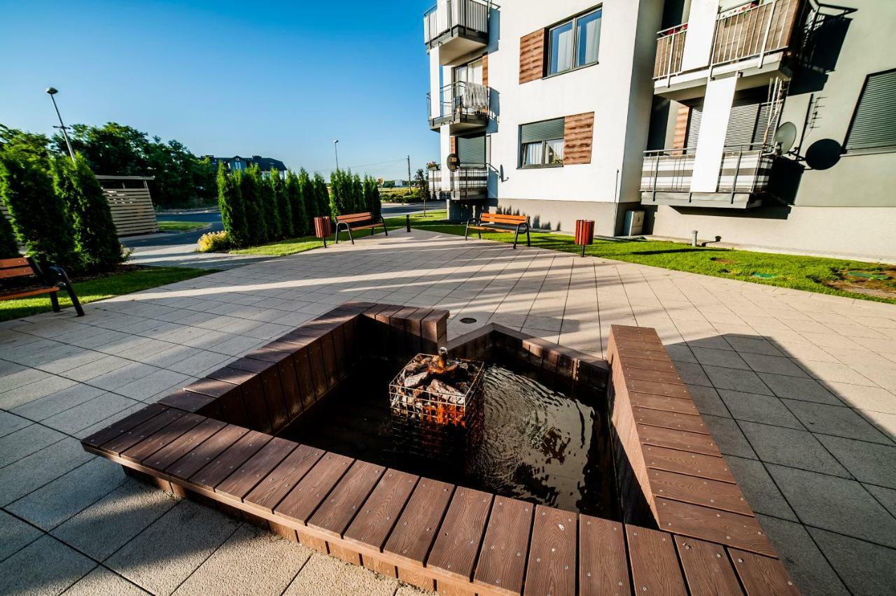 Urban Apart Uniejow Appartamento Esterno foto